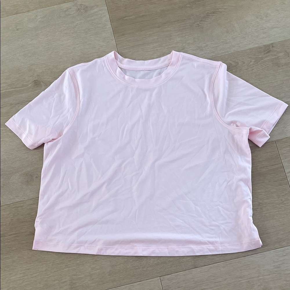Lululemon Strawberry Milkshake Ultralight Cropped Tee